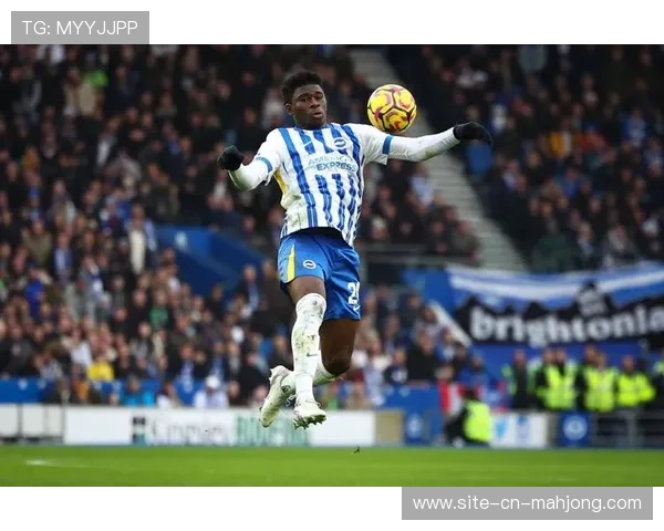 布莱顿中场巴莱巴第22分钟被换下,主帅称黄牌判罚错误 布莱顿中场巴莱巴第22分钟被换下,主帅称黄牌判罚错误